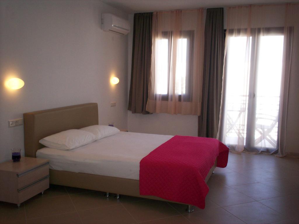 Alex Mike Apartment Agia Anna  Luaran gambar